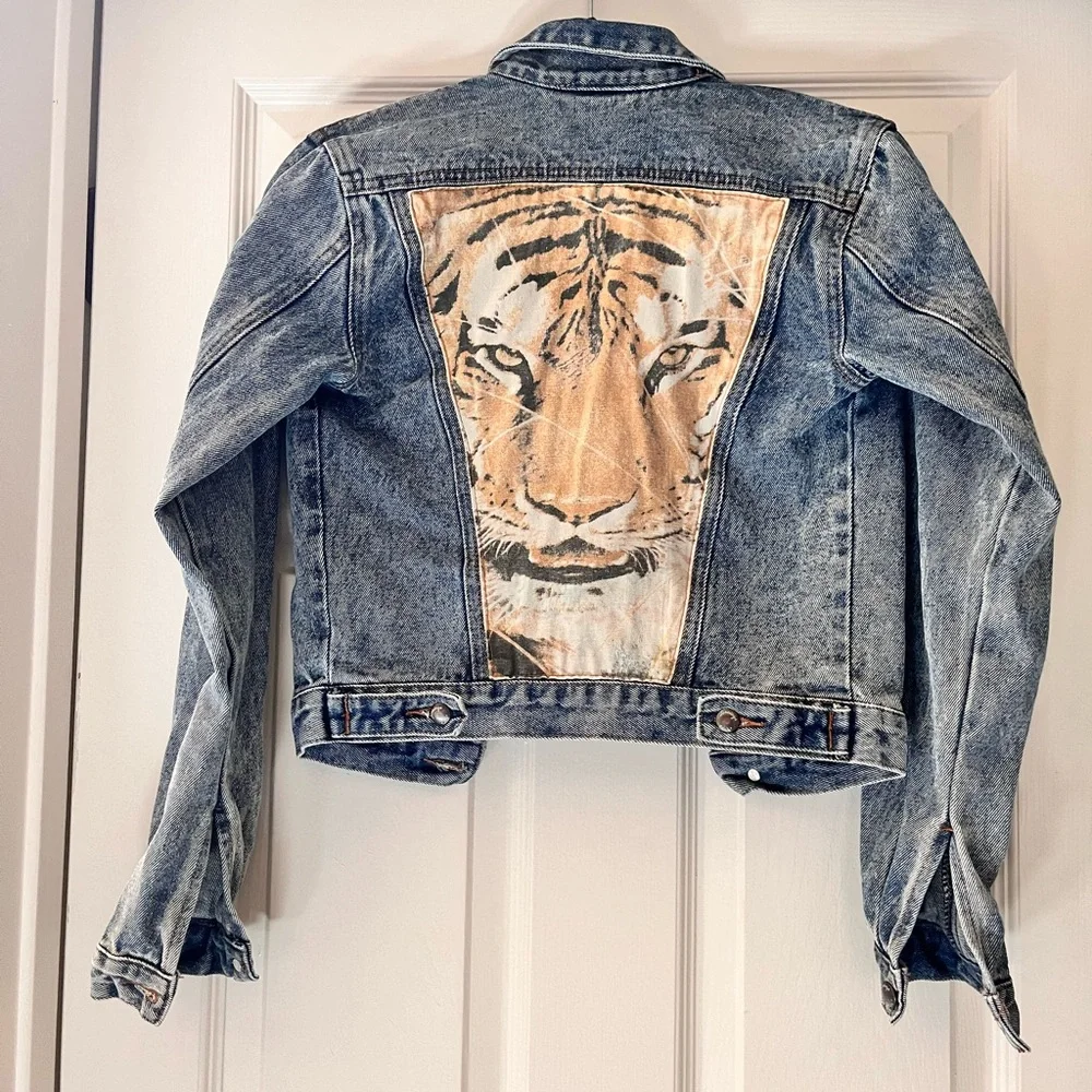 Denim jacket - Picture 1 of 4